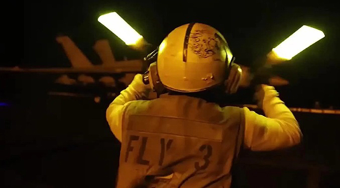 EEUU inicia la duodécima noche consecutiva de ataques contra objetivos militares iraníes