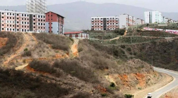 Construyen campamentos transitorios en Ciudad Caribia para afectados por los terremotos