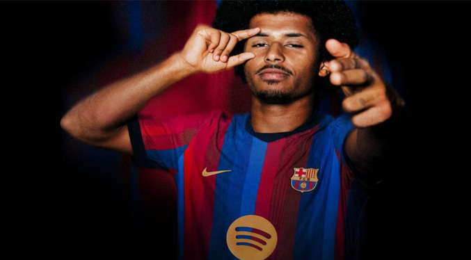 Barcelona hace oficial el fichaje de Karim Adeyemi hasta 2031