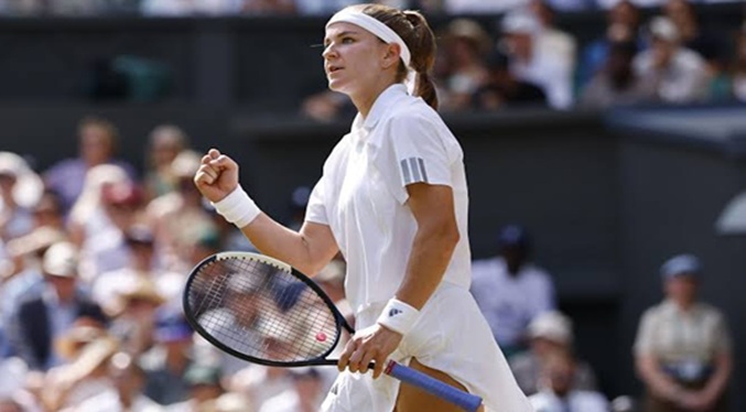 Muchova alcanza su primera final en Wimbledon