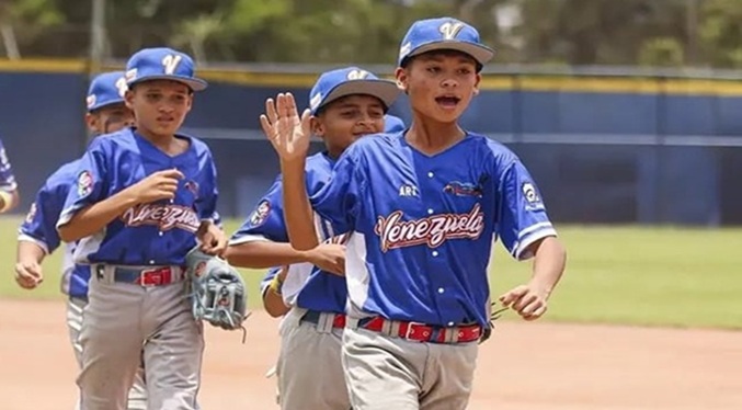 Venezuela remonta y vence a Colombia en el Latinoamericano Infantil
