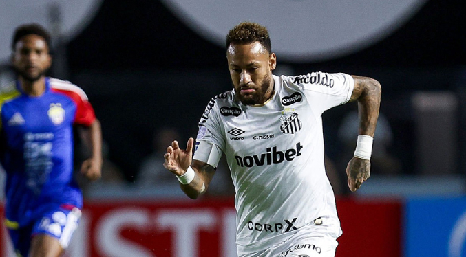 Neymar silencia las críticas y guía a Santos a octavos de final de Copa Sudamericana