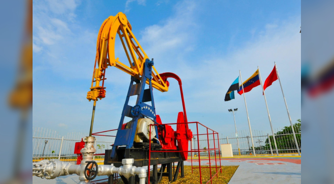 Refinerías indias están probando petróleo de países como Venezuela y Angola