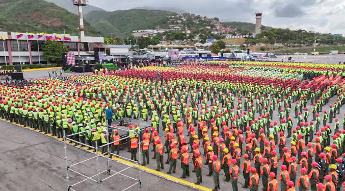 Delcy Rodríguez condecora a 6.000 rescatistas venezolanos tras el doble terremoto