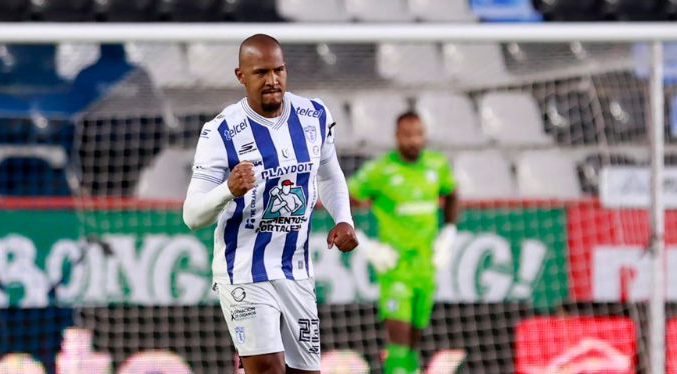 Salomón Rondón sigue encendido con el Pachuca: Lleva tres goles