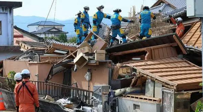 Elevan a 35 los fallecidos tras el terremoto en Japón
