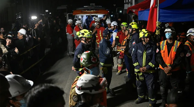 Noche lúgubre en La Guaira, región devastada por los terremotos de Venezuela