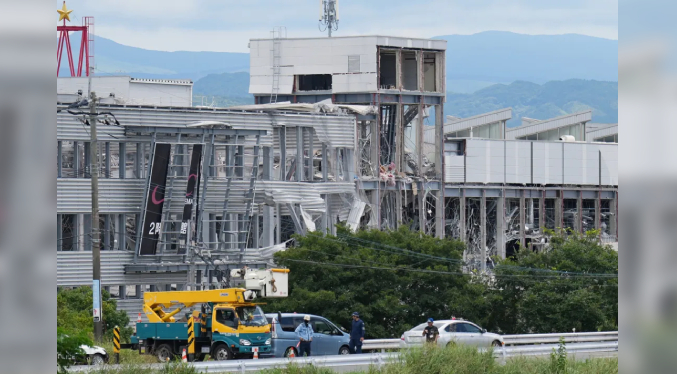 Sube a 18 los muertos por fuerte terremoto en Japón mientras rescatistas buscan a desaparecidos