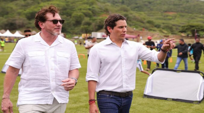 Alejandro Domínguez supervisa obras financiadas por la Conmebol en Venezuela
