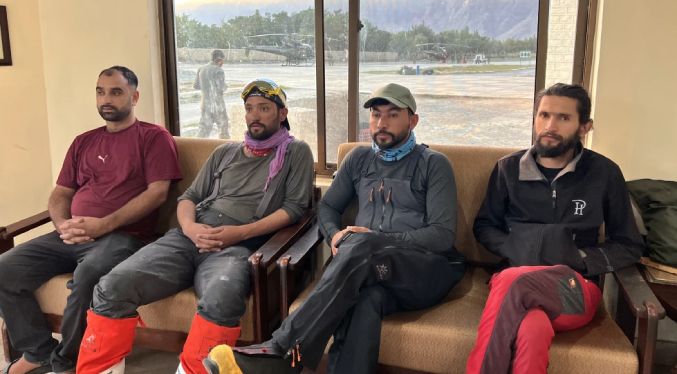 Confirman muerte de los 10 alpinistas arrastrados por avalancha en Pakistán