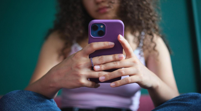 OpenAI lanza ChatGPT para adolescentes