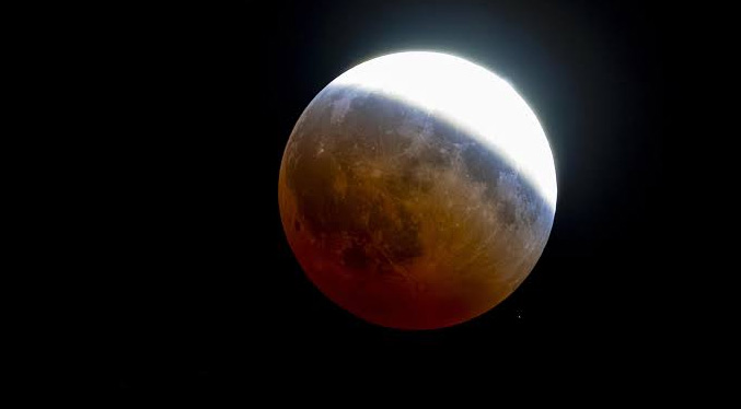 Así se vio el eclipse lunar desde Venezuela, último espectáculo astronómico del año