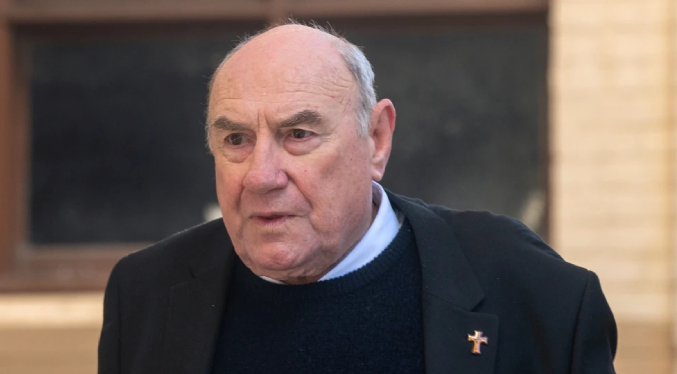 Jurado australiano declara a exobispo católico culpable de abusar sexualmente de dos hombres