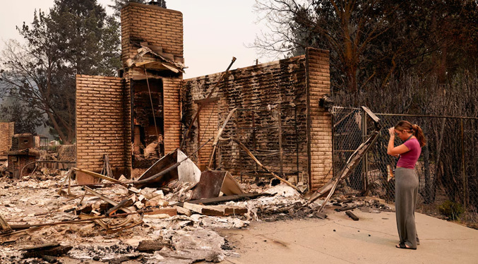 Incendios en Washington arrasaron con 600 estructuras y obligaron a evacuar a 60.000 personas