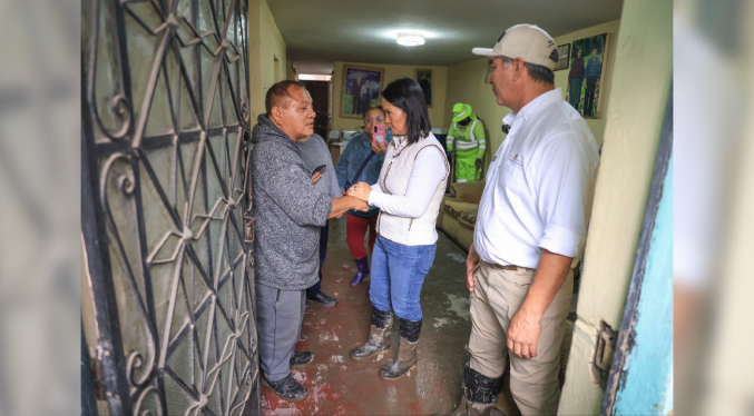 Una inusual lluvia deja 298 afectados y provoca inundaciones en el sur de Lima