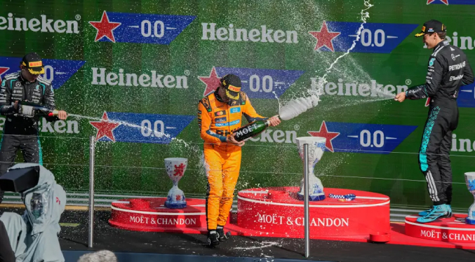 Lando Norris gana el Gran Premio de los Países Bajos tras duelo con Kimi Antonelli