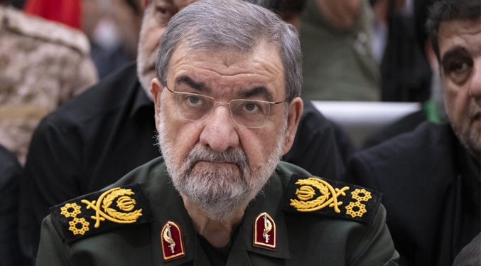 Nuevo jefe de seguridad de Irán: Ormuz no reabrirá hasta que EEUU detenga la guerra