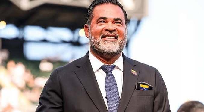 Subastan cena con Ozzie Guillén para ayudar a afectados por los terremotos en Venezuela