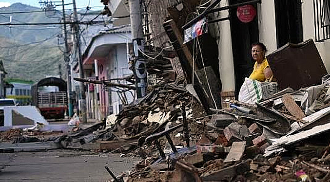 España cifra en 75 los españoles desaparecidos tras el terremoto de Colombia