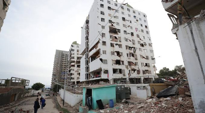 Venezuela busca reparar casi cuatro mil viviendas dañadas en La Guaira por los terremotos