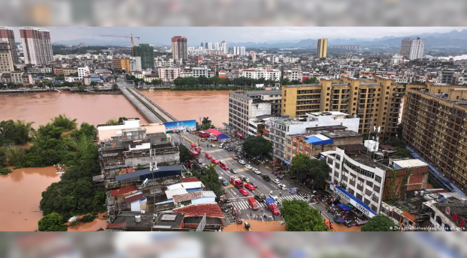 Tifón Narra deja 16.000 evacuados en región del sur de China