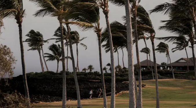 Alertan de inundaciones en Hawai mientras la tormenta Lala avanza