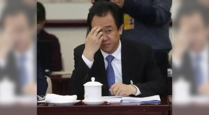 China condena al fundador del gigante inmobiliario Evergrande a cadena perpetua