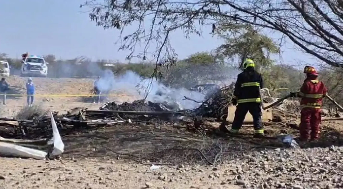 Accidente aéreo en zona turística de Nazca deja trece personas muertas