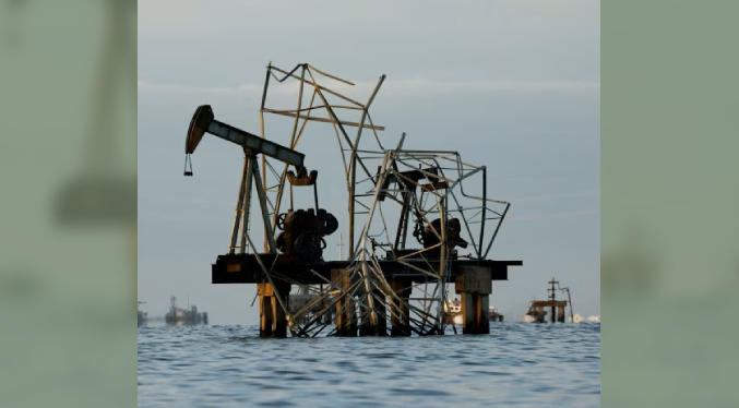 WSJ: Chevron y petroleras de EEUU ultiman acuerdo multimillonario para invertir en Venezuela