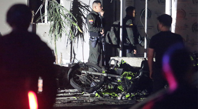 Un fallecido y 11 heridos en ataque terrorista contra un puesto policial en Colombia