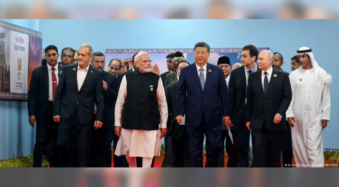 Los BRICS piden «máxima contención» en Oriente Medio
