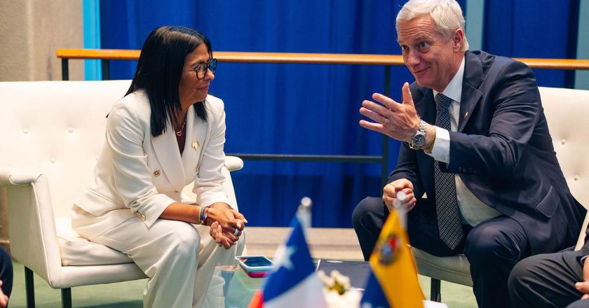 Delcy Rodríguez celebra que Venezuela y Chile vuelvan a «encontrarse a través del diálogo»