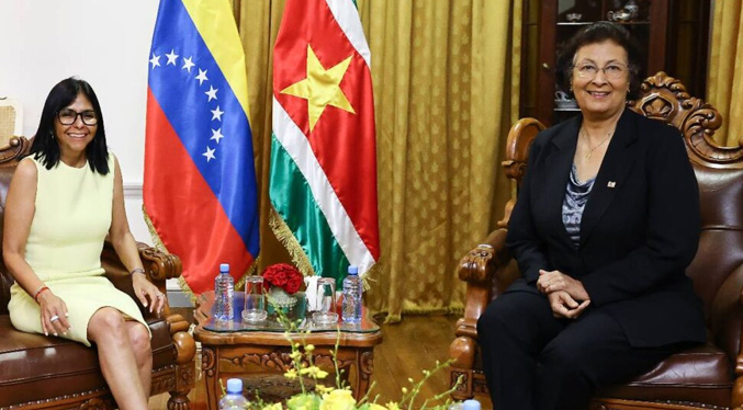 Venezuela y Surinam suscriben acuerdos de cooperación en distintas áreas