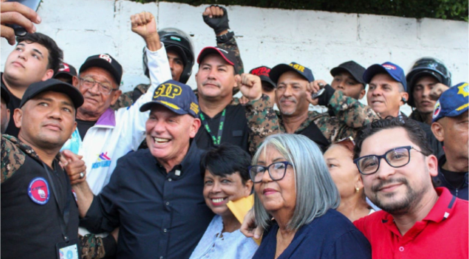 Alcalde Di Martino: «En revolución todo va a asambleas y las comunidades deciden»