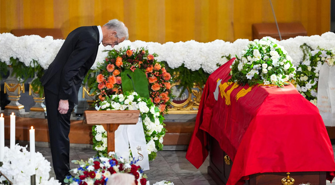 Rey Harald V de Noruega fue sepultado durante una ceremonia privada en el Castillo de Akershus