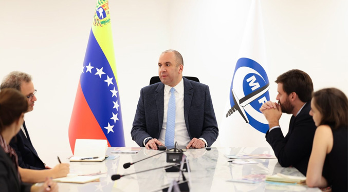 Fiscalía de Venezuela aborda con HRW la situación de los derechos humanos