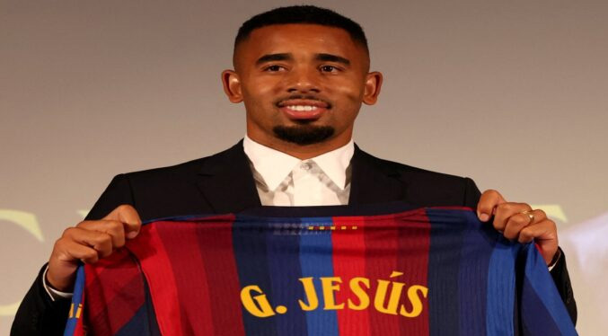 Barcelona presenta a Gabriel Jesús como nuevo refuerzo hasta 2029