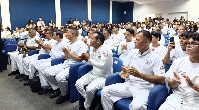 El SAHUM gradúa a 119 nuevos técnicos y auxiliares