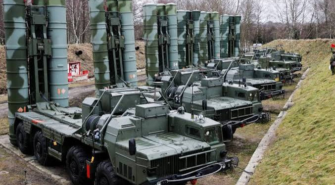 Irán necesita más baterías antiaéreas rusas S-400 si quiere defenderse de EEUU