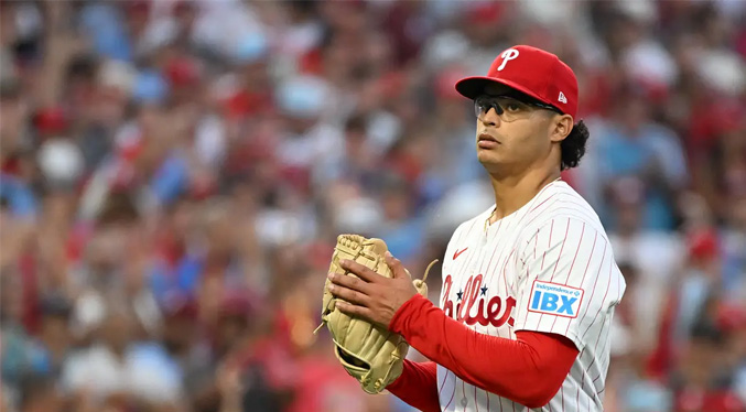 El venezolano Jesús Luzardo encamina a los Phillies al liderato
