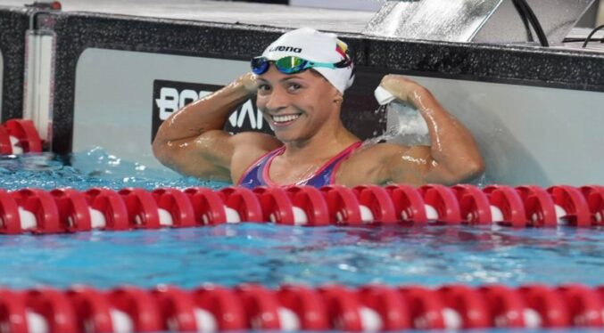 La venezolana Lismar Lyon cierra la natación en Santa Fe con su tercer oro y nuevo récord suramericano