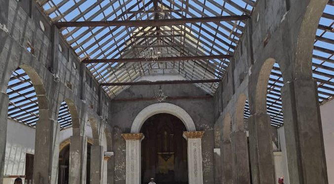 Gobernación de Zulia avanza en la restauración del templo parroquial Nuestra Señora de Lourdes