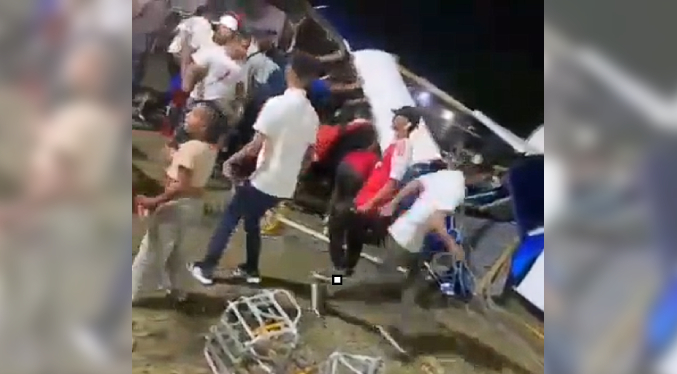 Al menos siete lesionados tras desprenderse atracción mecánica en El Callao
