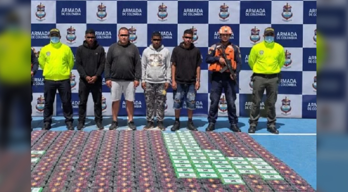 Incautan 297 kilos de cocaína en aguas de La Guajira y capturan a cuatro venezolanos