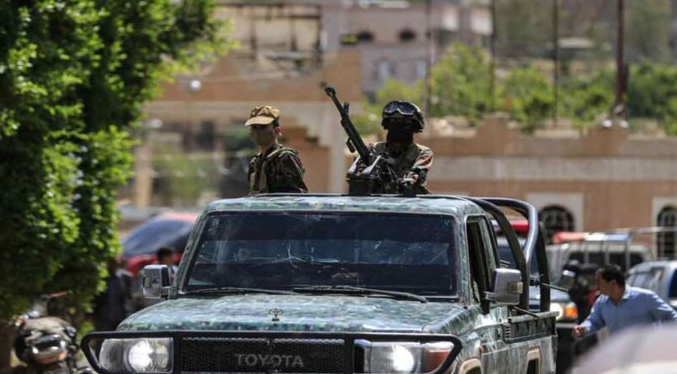 Yemen: Cientos de bajas y desplazados por la ofensiva hutí