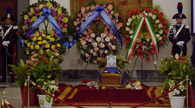 Estado italiano da su último adiós a Emma Bonino en funeral con Meloni y Mattarella