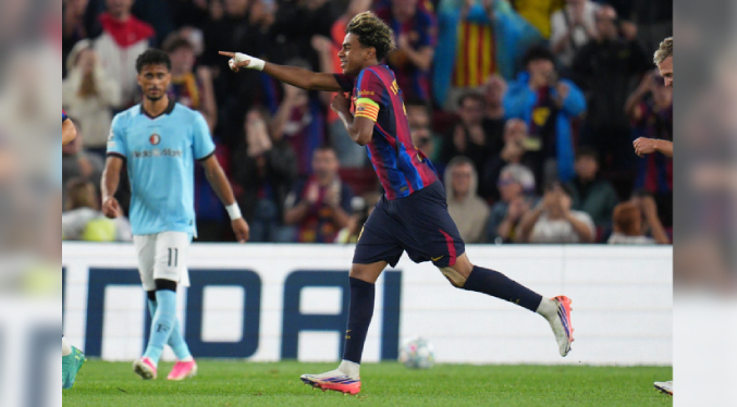 Yamal anota en la goleada del Barcelona al Feyenoord en el arranque de la Champions