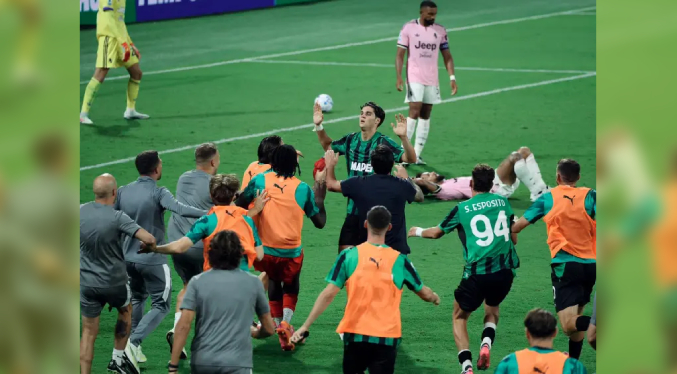 Gol del triunfo de Sassuolo sobre Juventus se convierte en polémica y viral en redes