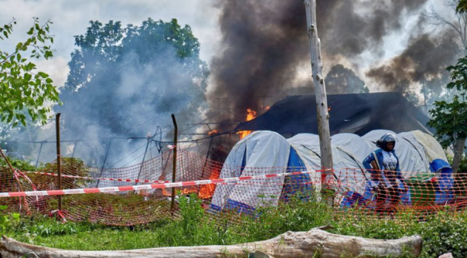 ONU denuncia la quema de centro contra ébola en un campamento con 19.000 personas en RDC