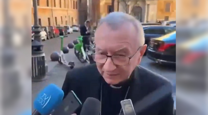 Parolin destaca la «serenidad» del Papa y tiene confianza en que todo se resuelva